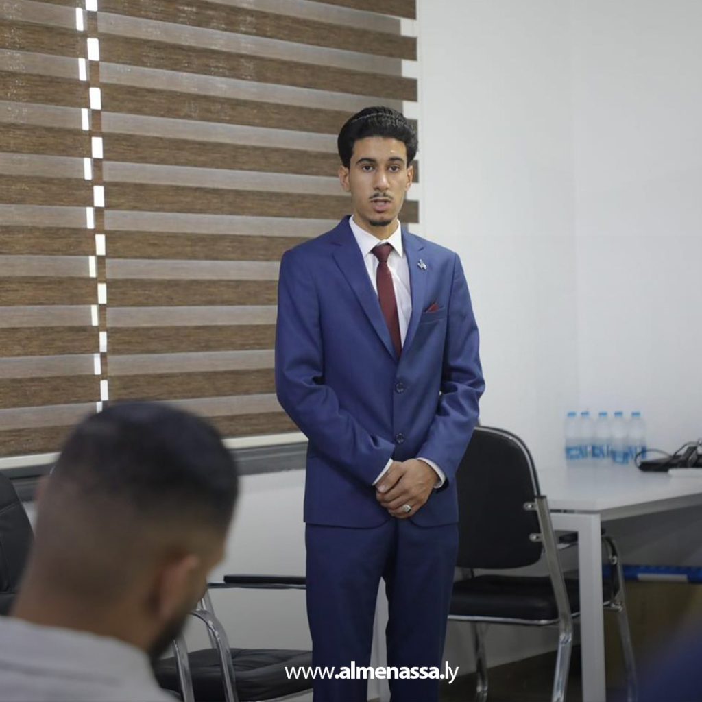 04 26 بيت شباب صبراتة يستضيف برنامج "أساسيات الحوار والمناظرة" بحضور وزير الشباب