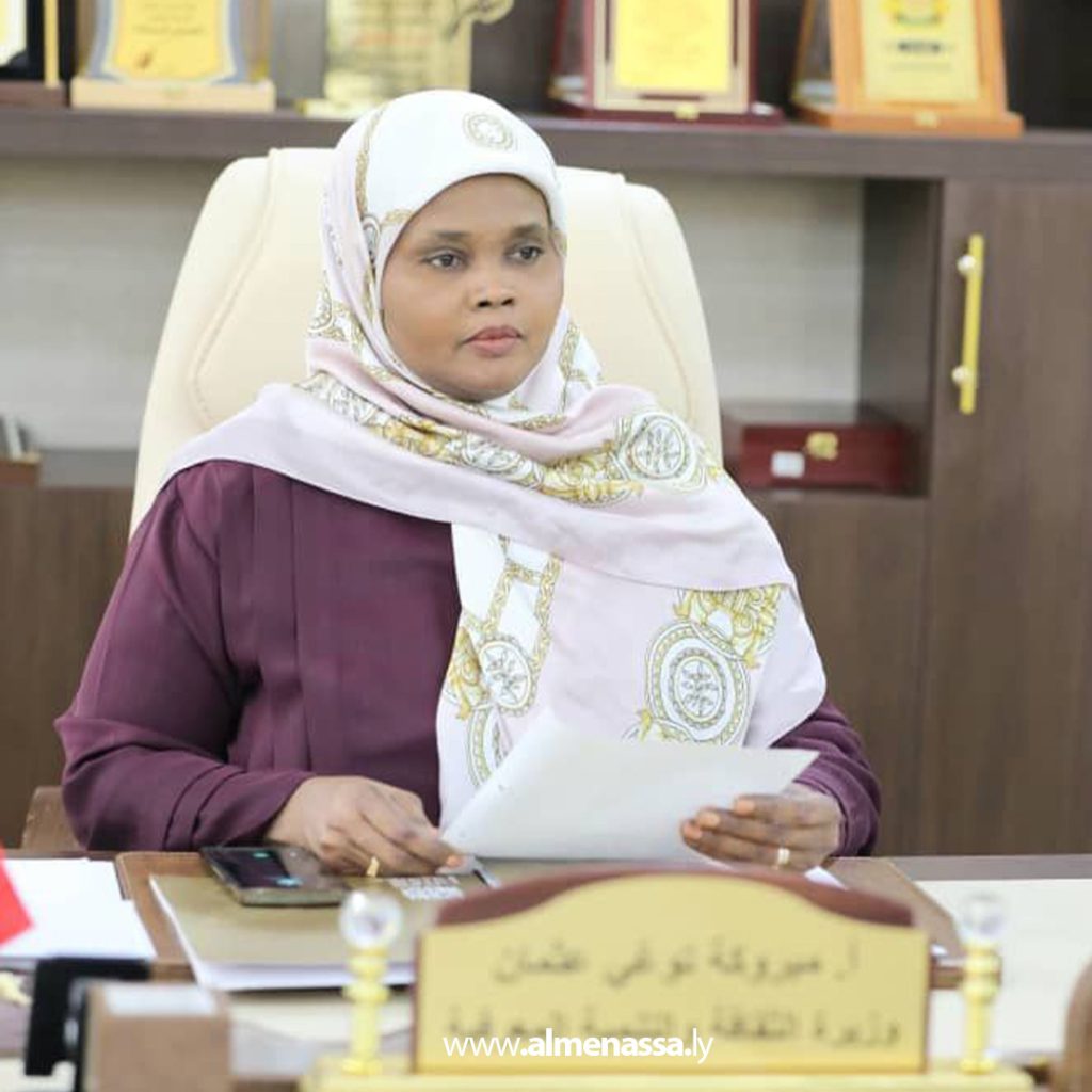 Extra2 60 لمحاربة التعدي على ذاكرة ليبيا ..توغي تبحث سبل حماية الفن والثقافة من السرقات