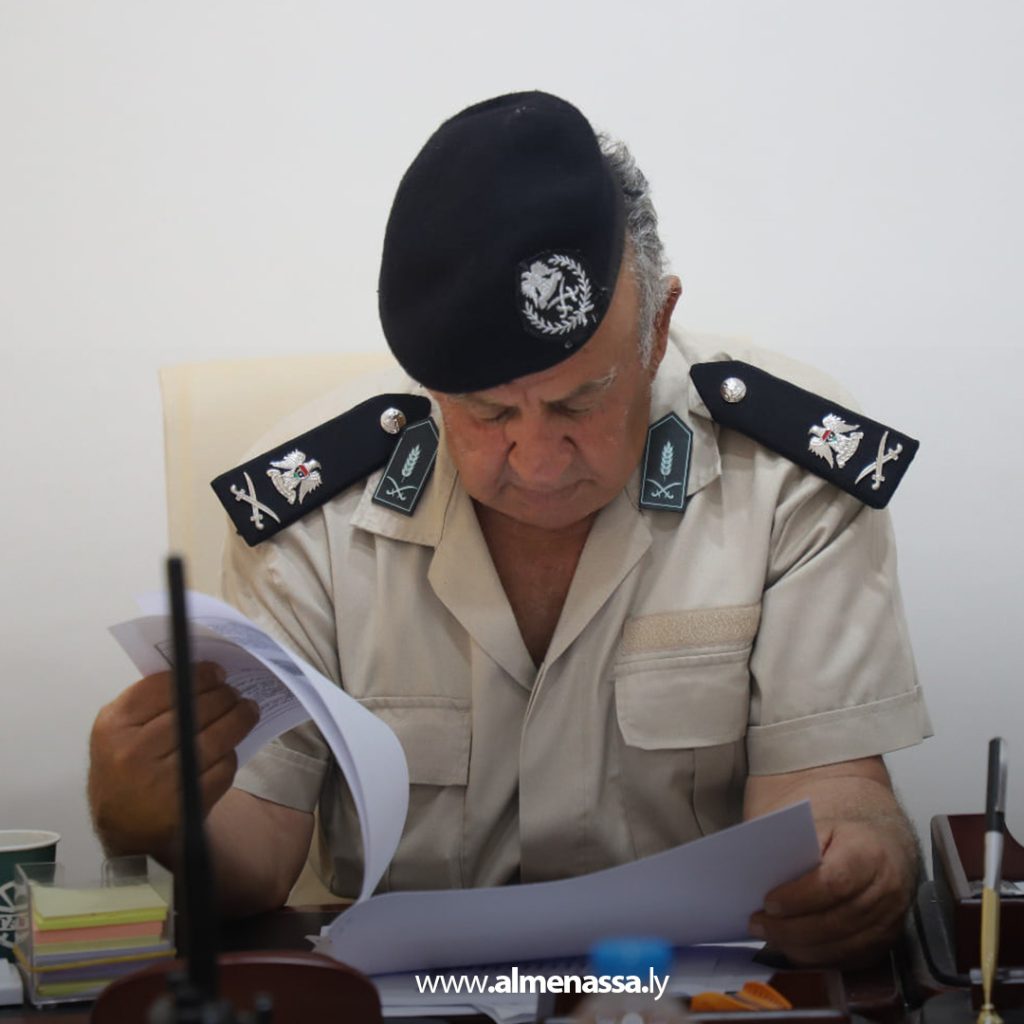 6 2 مراسم تسليم واستلام مركز شرطة المدينة بحضور اللجنة المكلفة تنفيذًا لقرار مدير أمن بنغازي