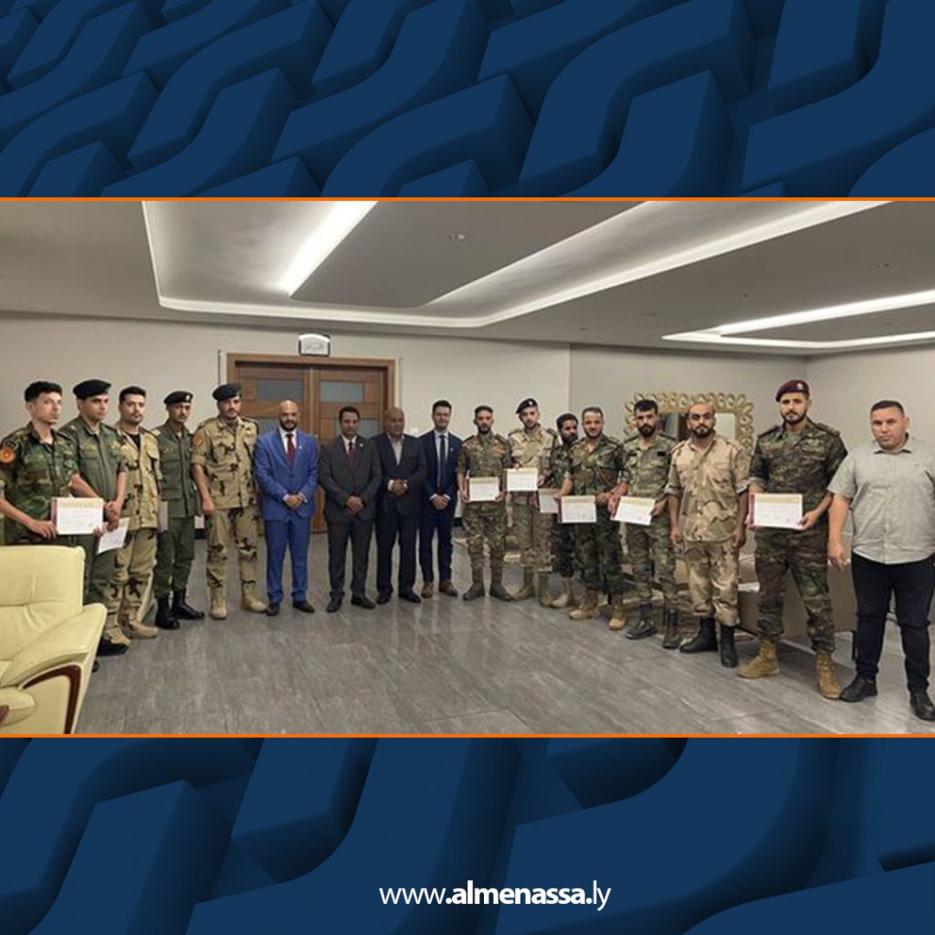 Extra 259 اللجنة الدولية للصليب الأحمر تنظم دورات تدريبية في مختلف المجالات