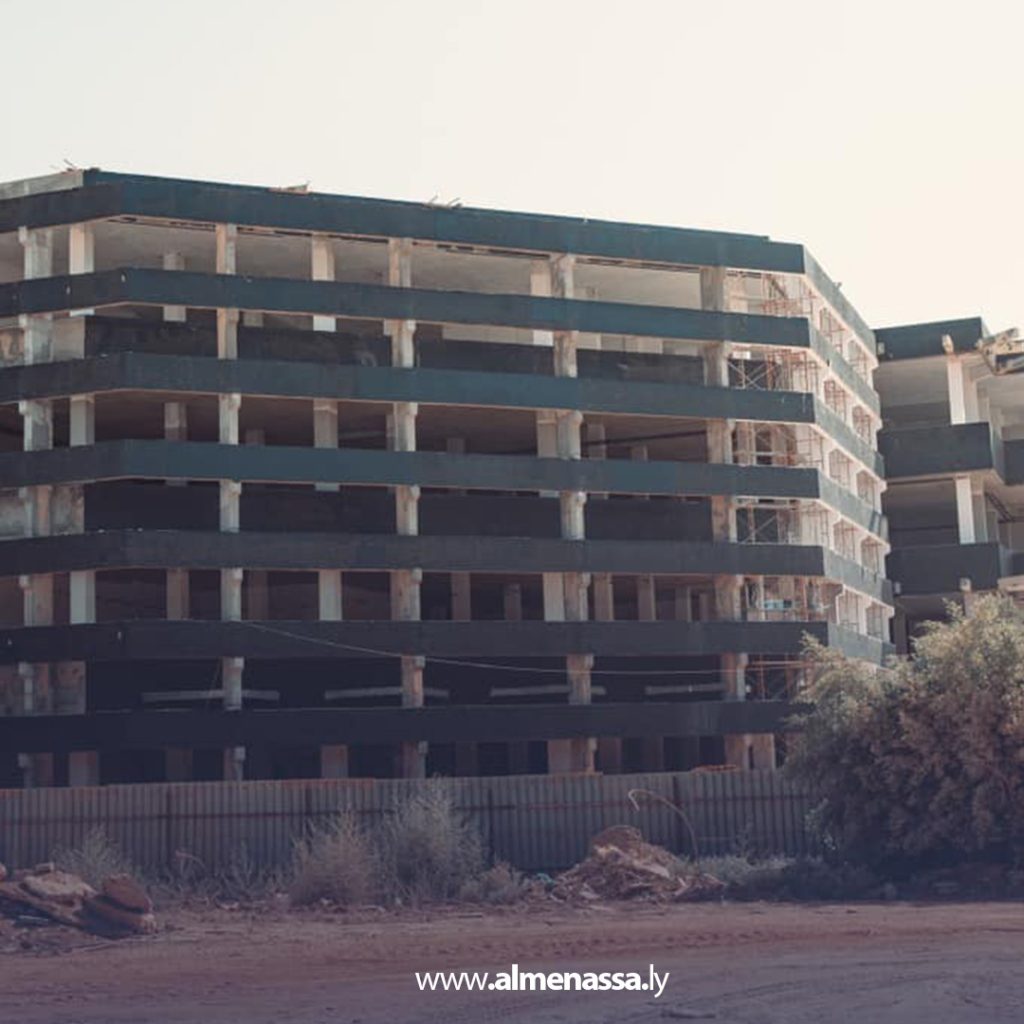 Extra 81 مدير عام صندوق التنمية وإعادة إعمار ليبيا يقوم بزيارة تفقدية لمشروع صيانة كلية الاقتصاد بجامعة بنغازي