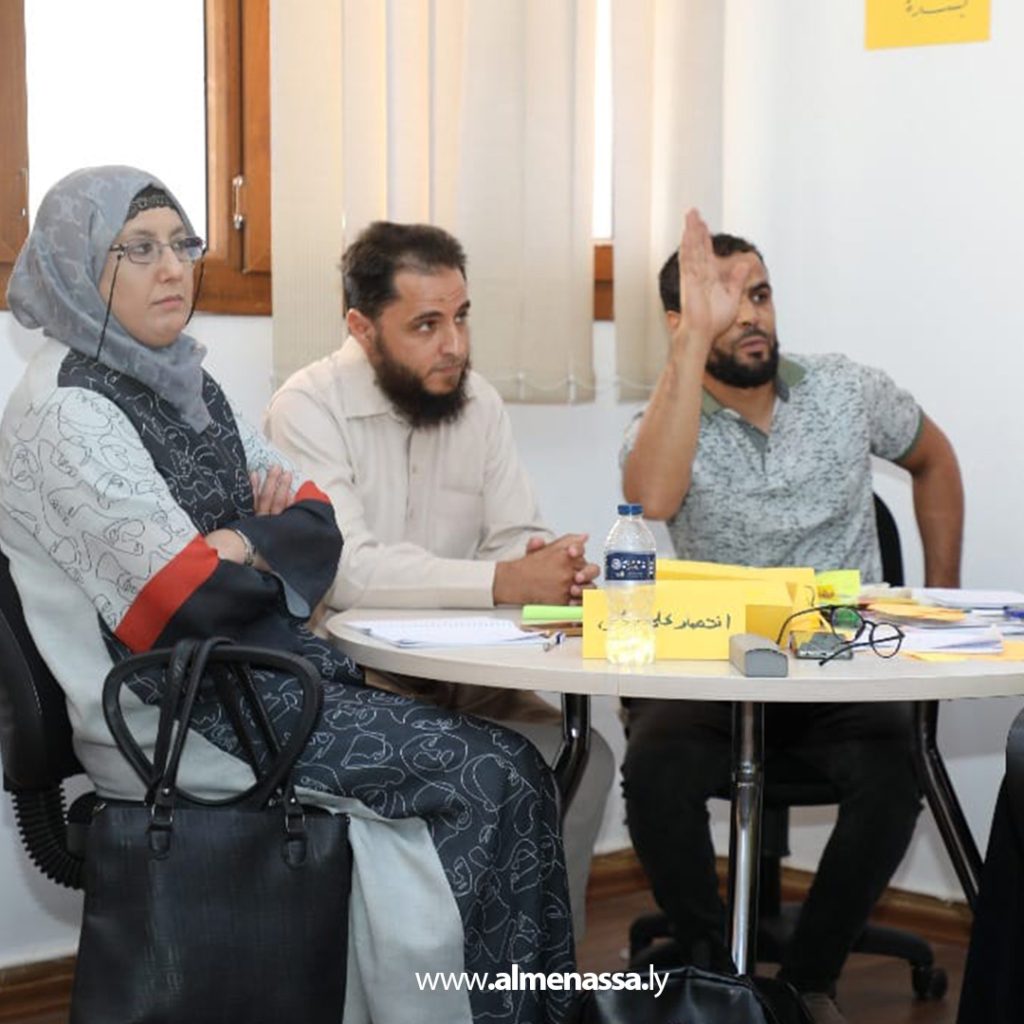 Extra copy6  المقريف يؤكد على أهمية تعزيز مهارات المعلمين
