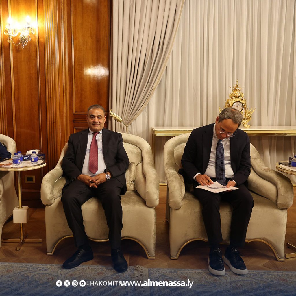 Extra2 87 الدبيبة يستقبل وفد الائتلاف الوطني الصيني للاستشارات الهندسية في طرابلس
