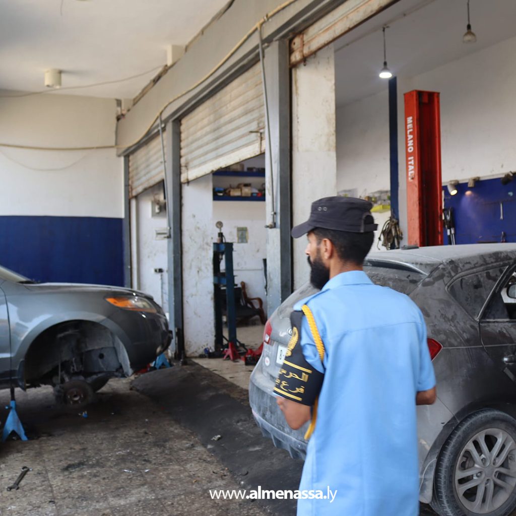 Extraa 31 وحدة متابعة الورش الصناعية تُقفل العديد من الورش لاستغلالهم الفضاء العام ومزاولة نشاطهم بدون ترخيص