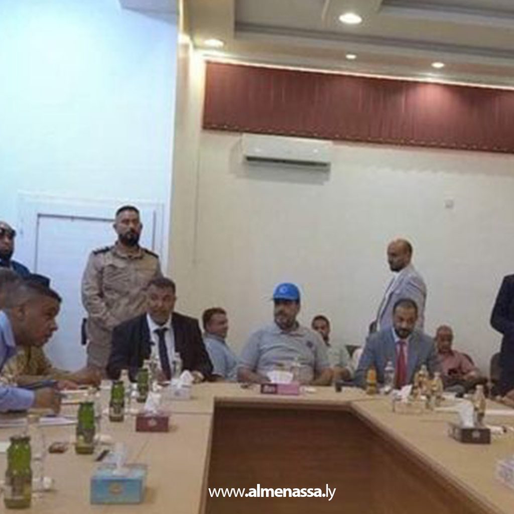 Extraa 38 وزير الكهرباء يتعهد بوضع حلول لمشاكل أهالي إجدابيا