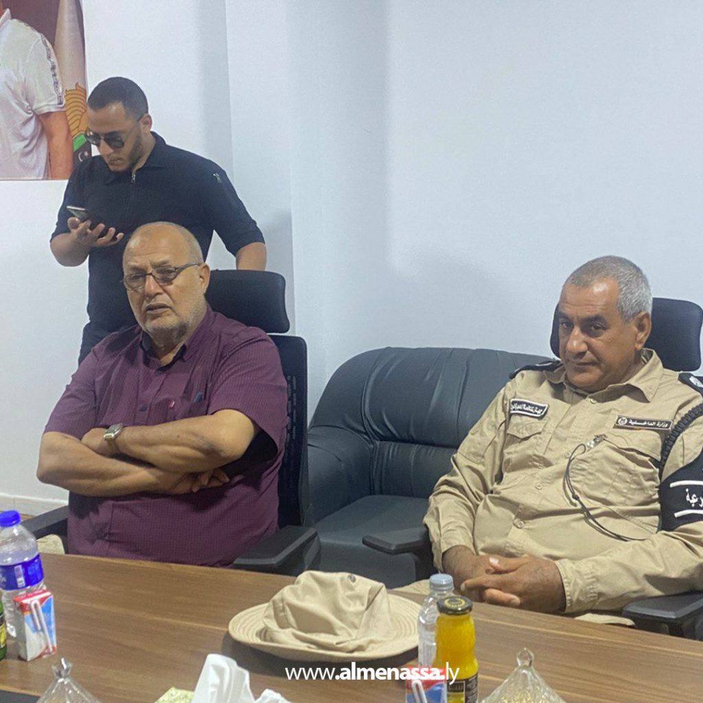 Extraaa 15 اللجنة الأمنية بالجنوب الشرقي تعقد اجتماعاً طارئاً استعداداً للأمطار الغزيرة على العوينات والكفرة