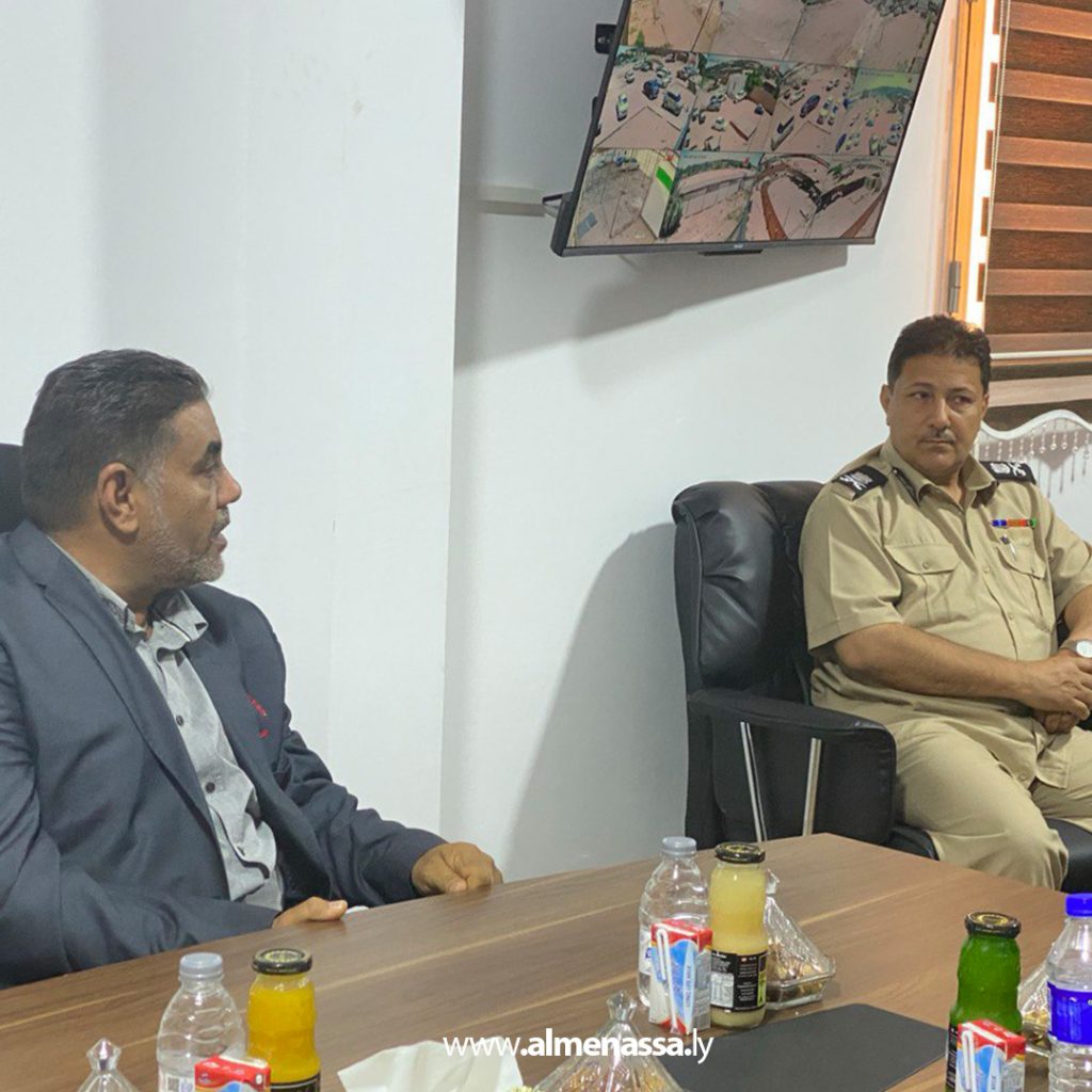Extraaaa 8 اللجنة الأمنية بالجنوب الشرقي تعقد اجتماعاً طارئاً استعداداً للأمطار الغزيرة على العوينات والكفرة