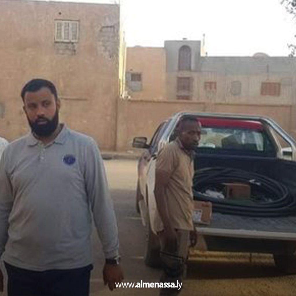 02 40 شركة الكهرباء: العمل على إعادة التيار لمنطقة المنشية