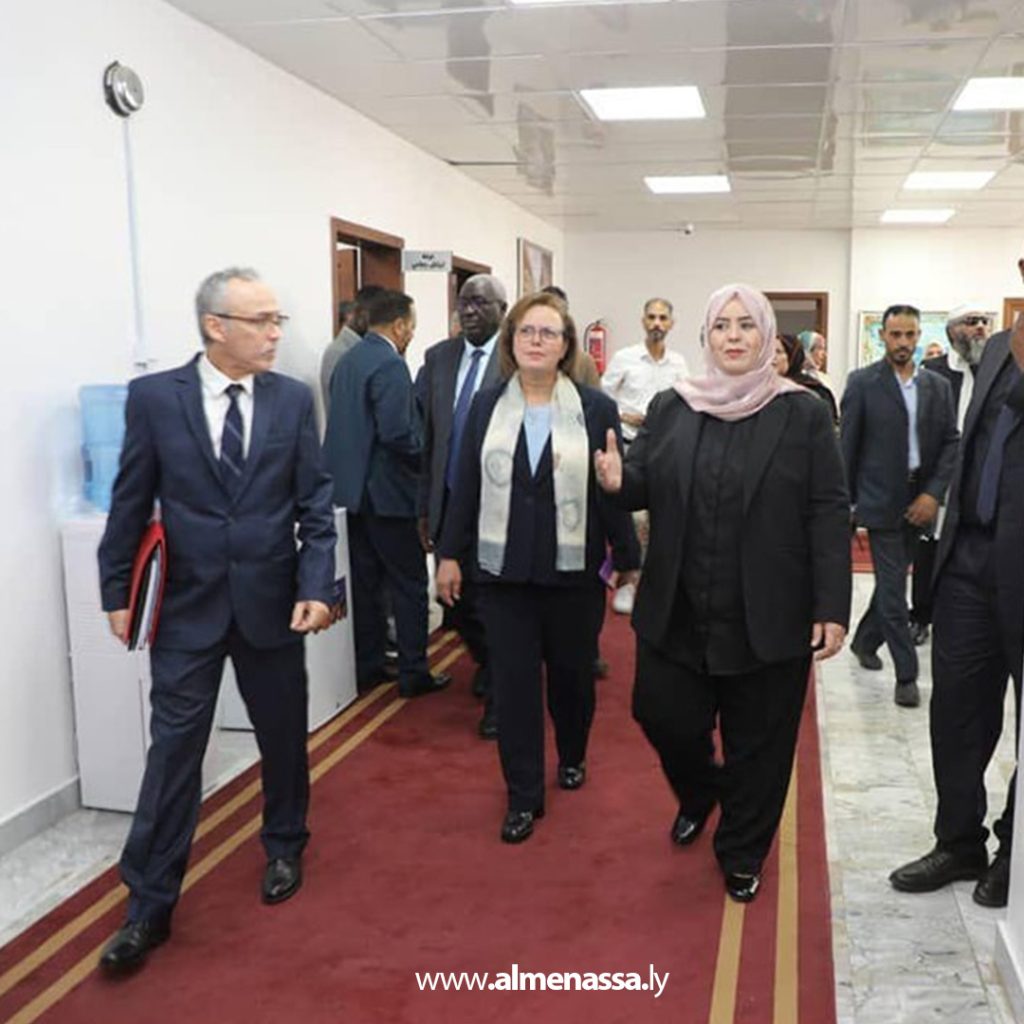 Extra 185 الكيلاني تزور مركز تأهيل أطفال التوحد ودار الوفاء لرعاية العجزة