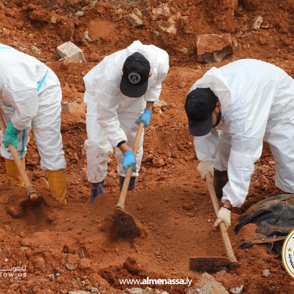 Extra11 الجيش الأبيض.. جنود واجهوا الموت أملاً في الحياة