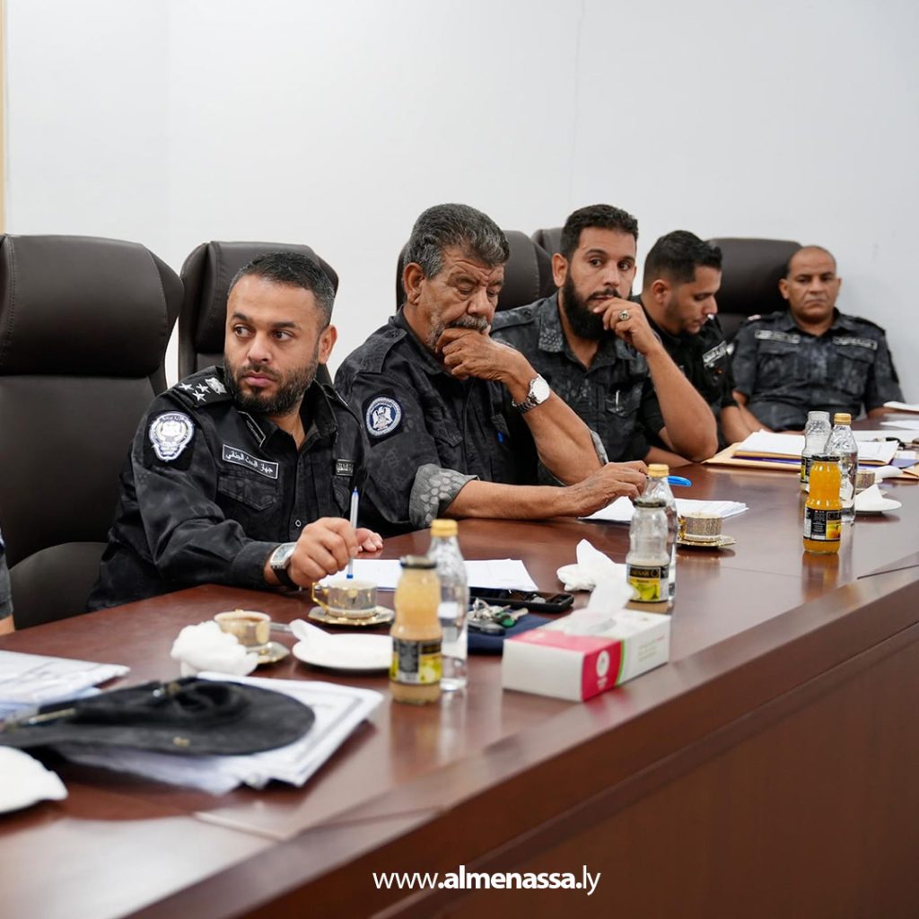 Extra3 120 هويدي يناقش الخطط الأمنية التي يعتزم جهاز البحث الجنائي إطلاقها خلال الفترة المقبلة