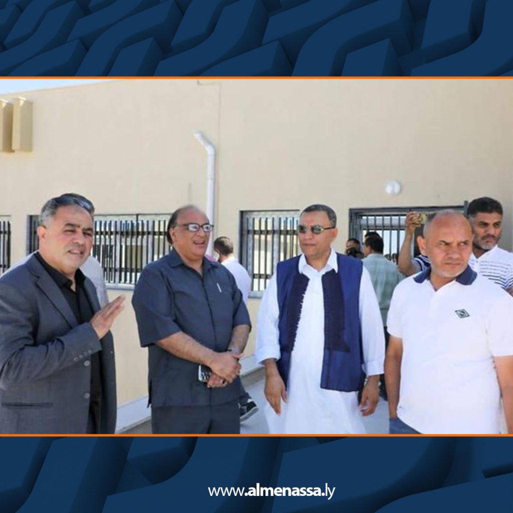 Extra3 175 عميد بلدية سرت يتفقد مدرسة جديدة ويعطي الإذن لإنشاء أخرى