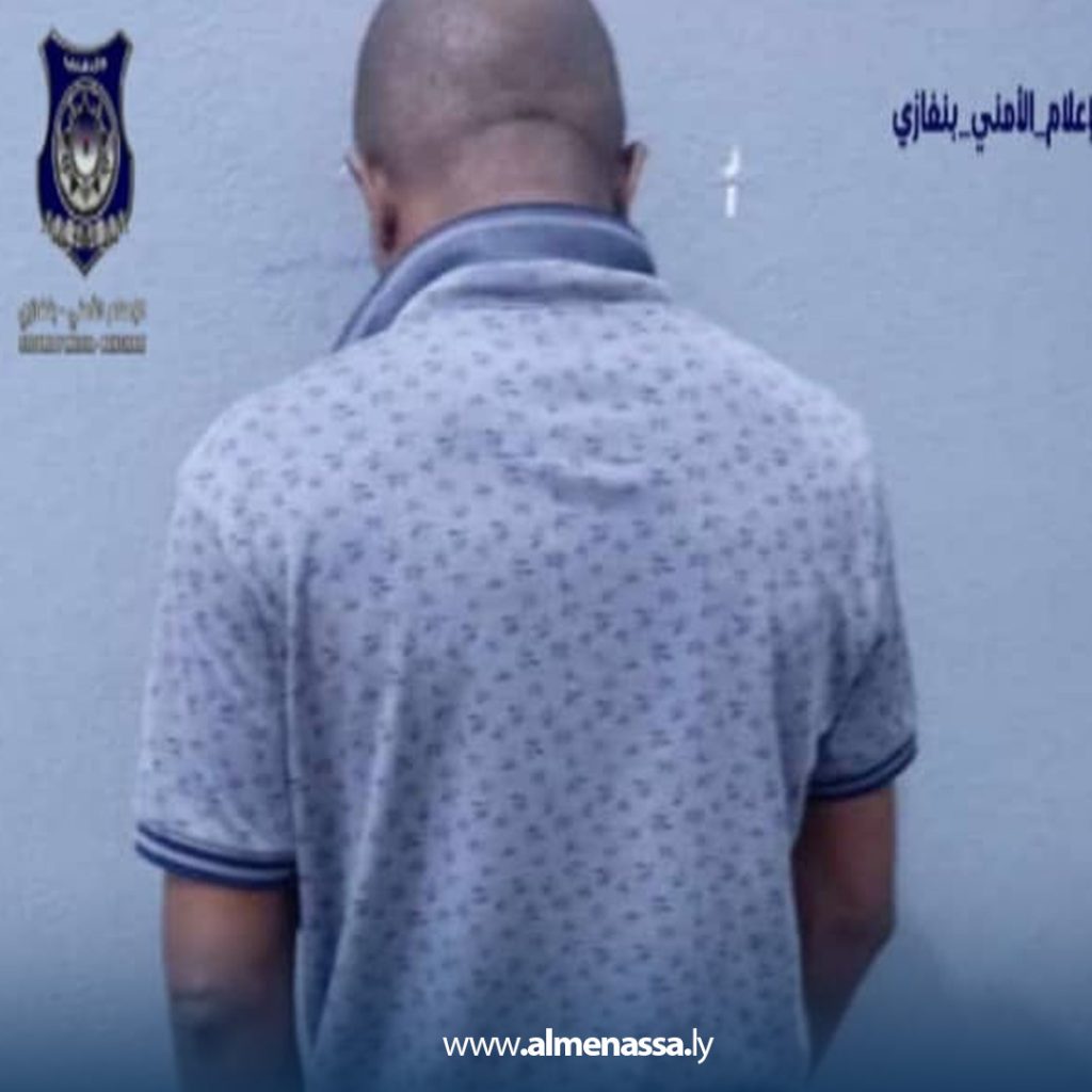 Extra3 72 شرطة بنغازي تكشف شبكة نيجيرية اختطفت طفلة وابتزت والدتها بمبلغ 30 ألف دينار