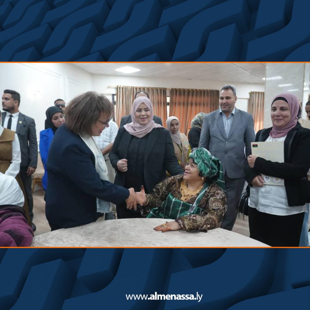 Extra4 66 الكيلاني تزور مركز تأهيل أطفال التوحد ودار الوفاء لرعاية العجزة