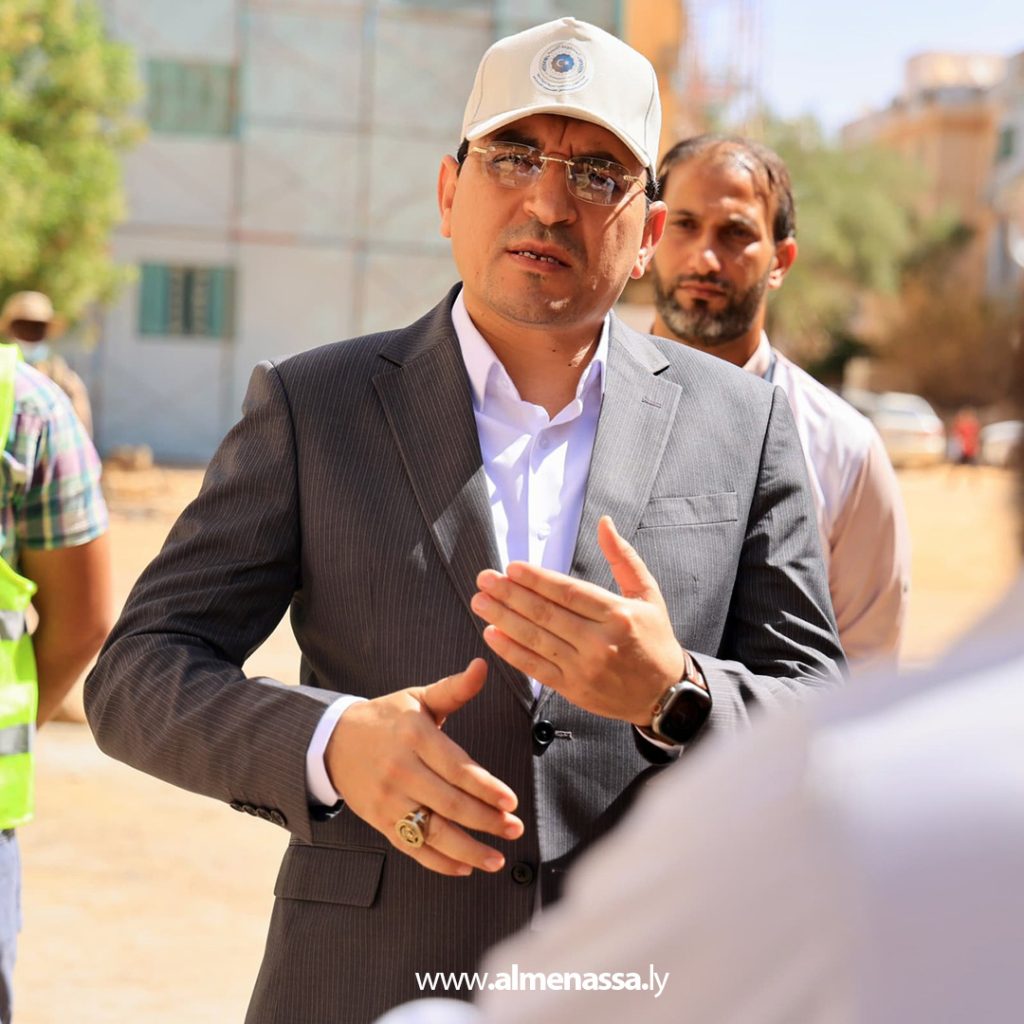 Extra7 18 لجنة الطوارئ تزور أحياء بسبها وتستمع لمشاكل المواطنين