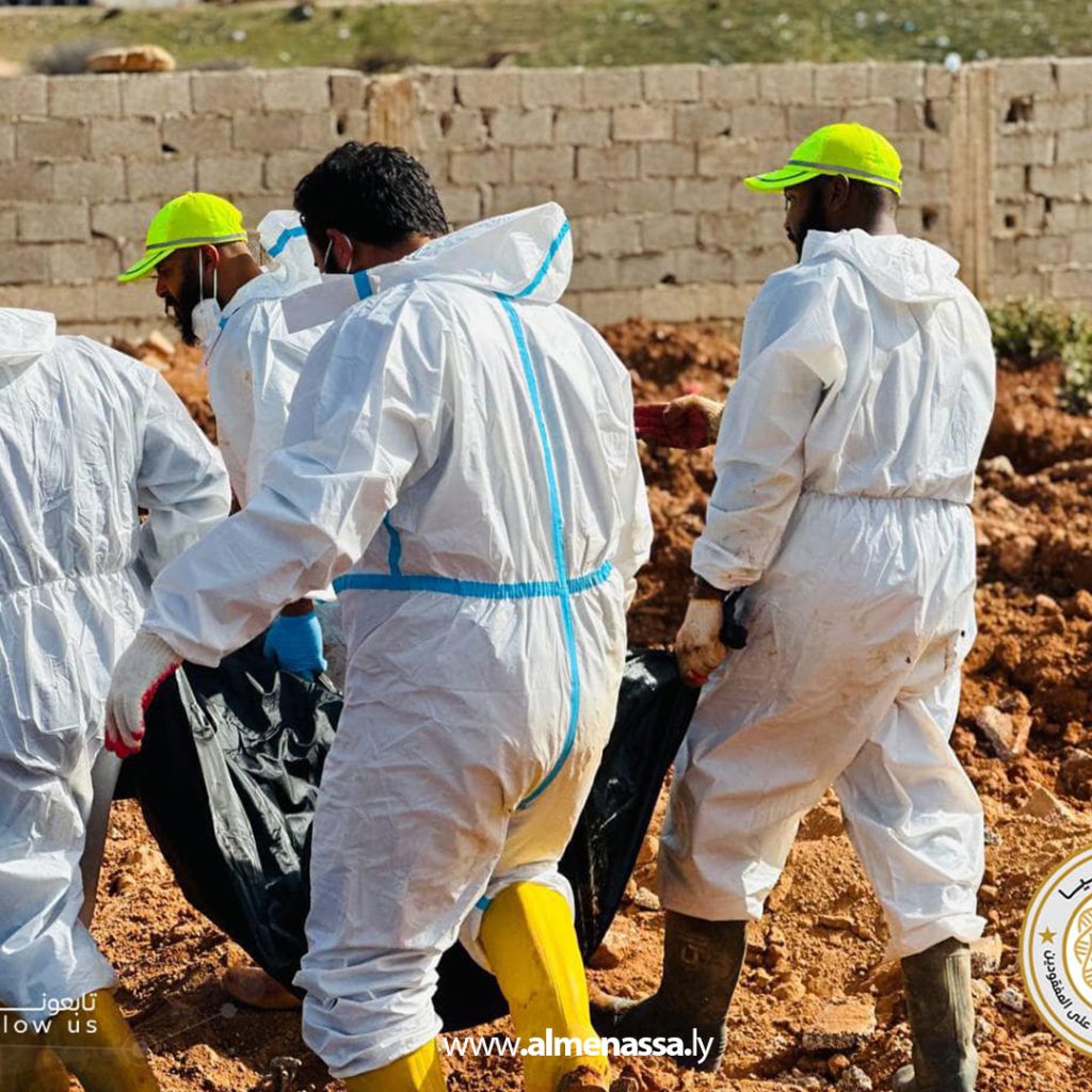 Extra8 2 الجيش الأبيض.. جنود واجهوا الموت أملاً في الحياة