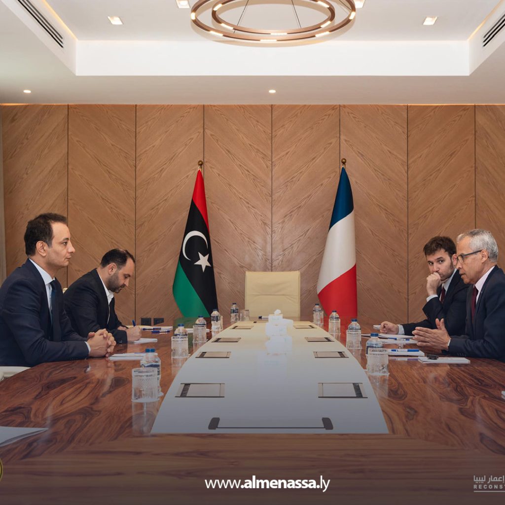 05 8 المهندس بلقاسم حفتر يبحث مع السفير الفرنسي استعدادات المنتدى الليبي الفرنسي للإعمار