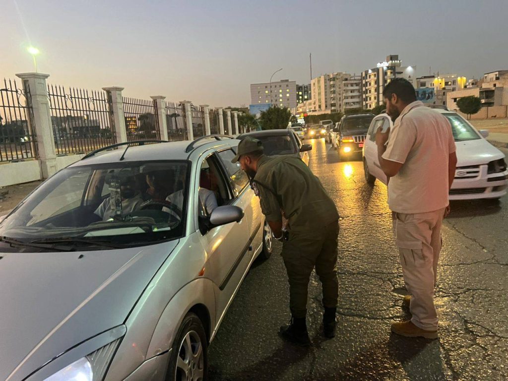 464441851 863800229267831 7339488967265625969 n جهاز مكافحة الهجرة غير الشرعية يجري عدة إستيقافات أمنية في بنغازي