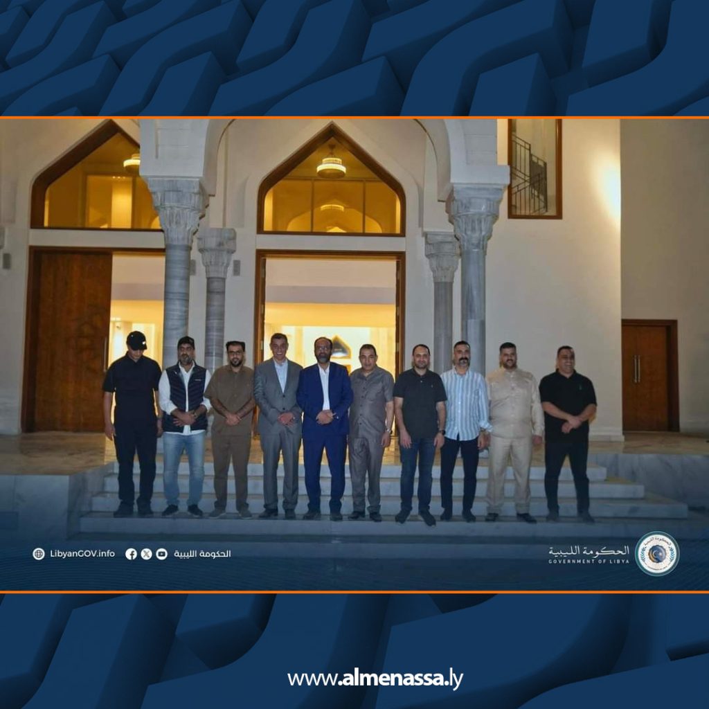 Extra 208 رئيس الحكومة الليبية يزور مسجد الصحابة بمدينة درنة