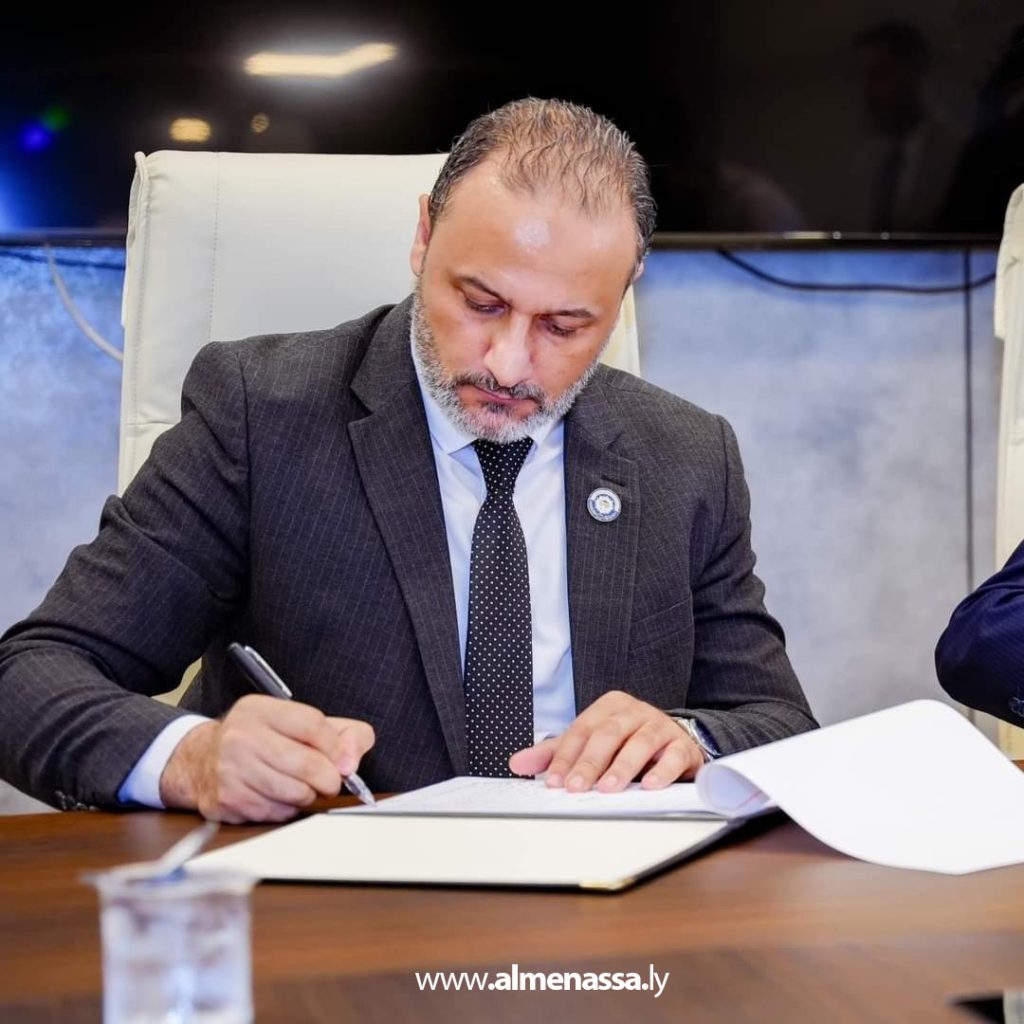 Extra 281 وزارة الخارجية توقع مذكرة تفاهم مع جامعة بنغازي
