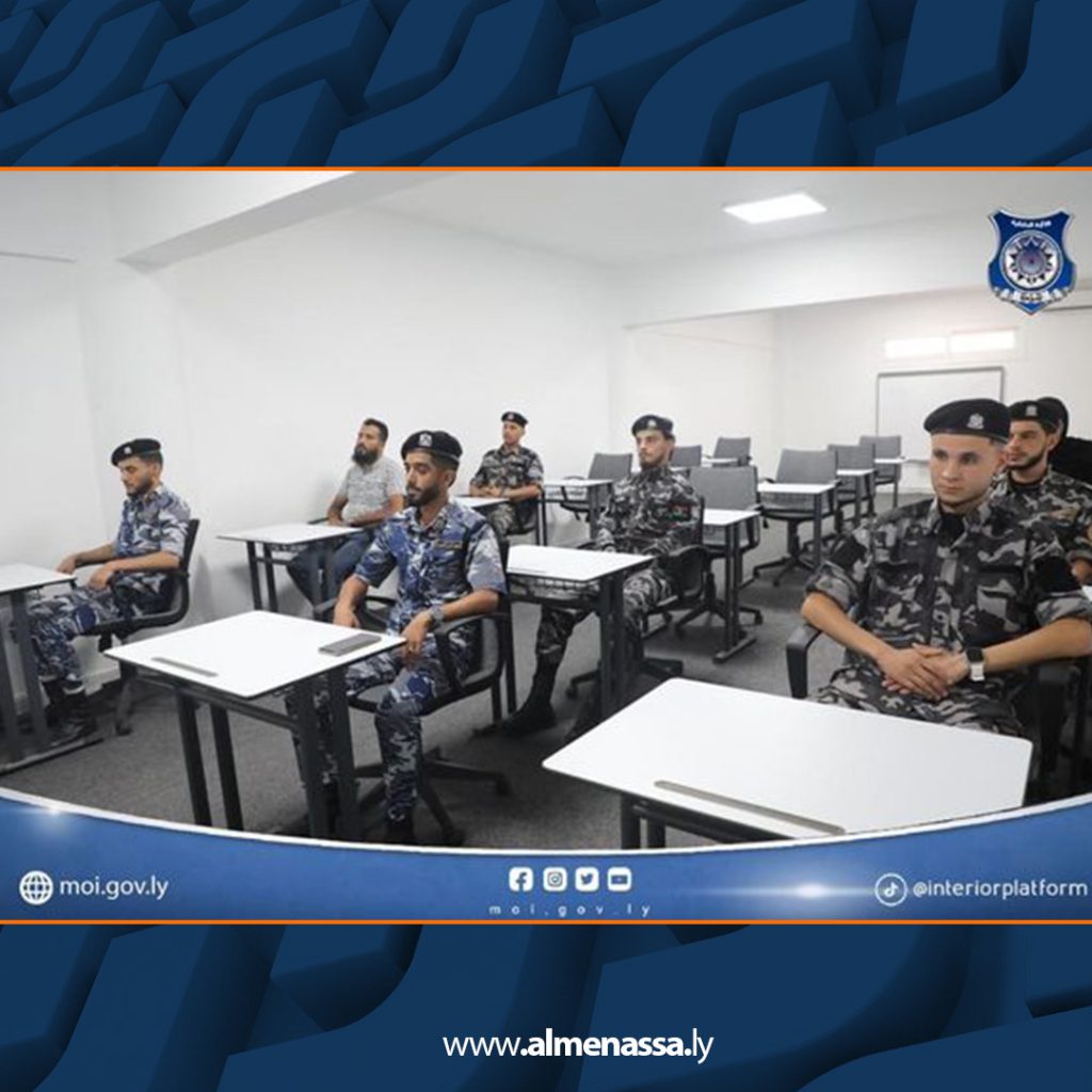 Extra 340 داخلية الوحدة: اختتام دورة تدريبية حول أساسيات استخدام الحاسب الآلي