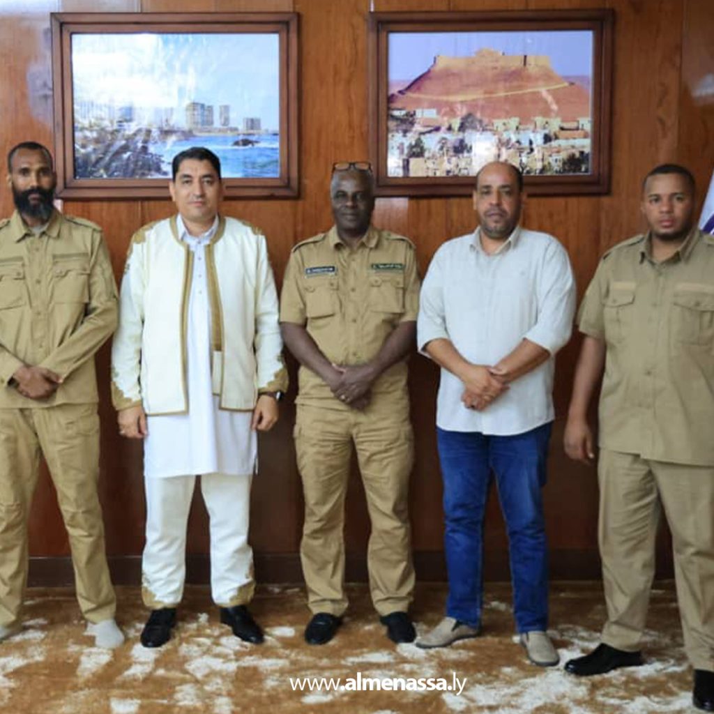 Extra 351 الشارف يلتقي بأعضاء جهاز المباحث الجنائية بالمنطقة الجنوبية