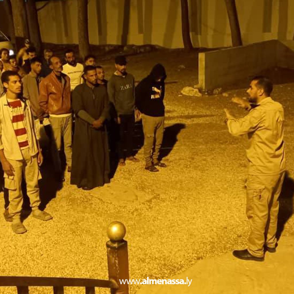 Extra 5 5 ترحيل "1013" مهاجر غير شرعي من جنسيات متعددة عبر فرع الجبل الأخضر في 9 أشهر
