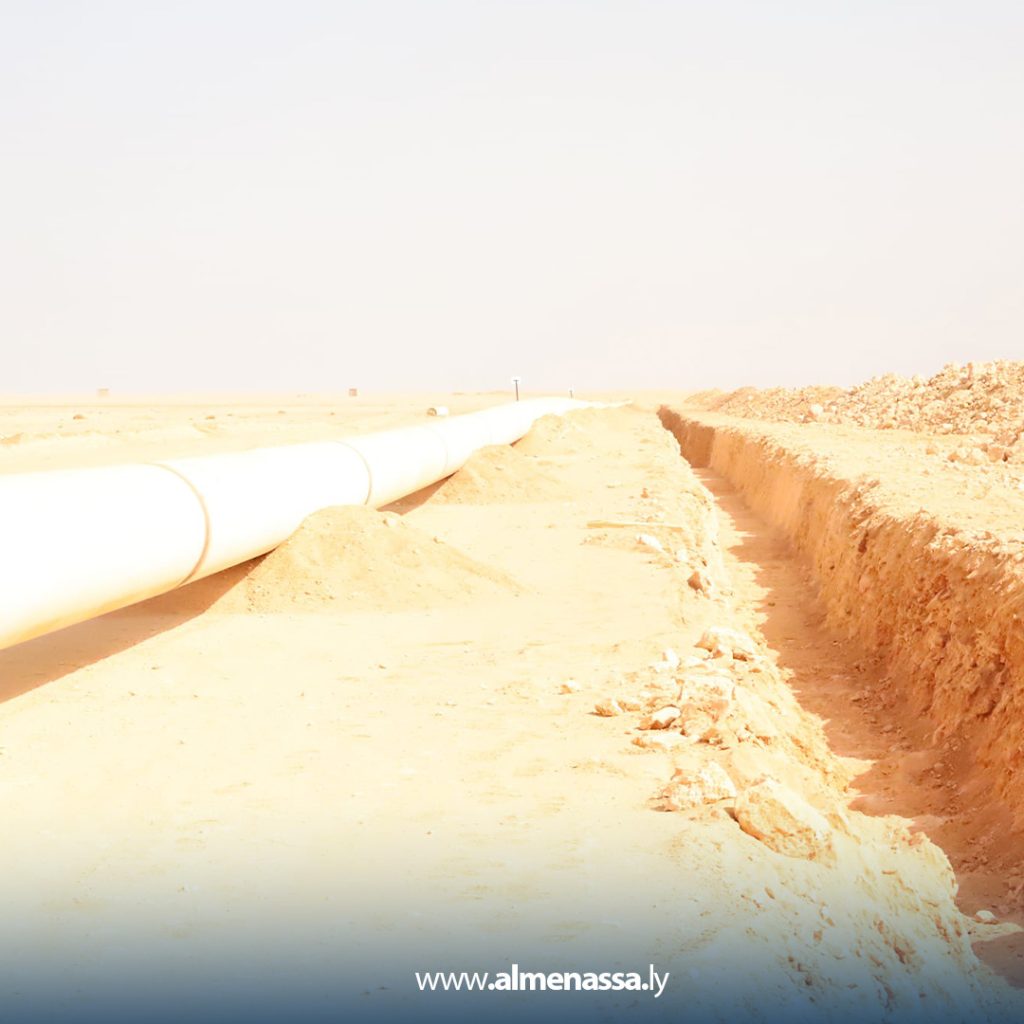 Extra1 34 بن شتوان يتابع ميدانياً مشروع استبدال خط الشحن في حقل السرير