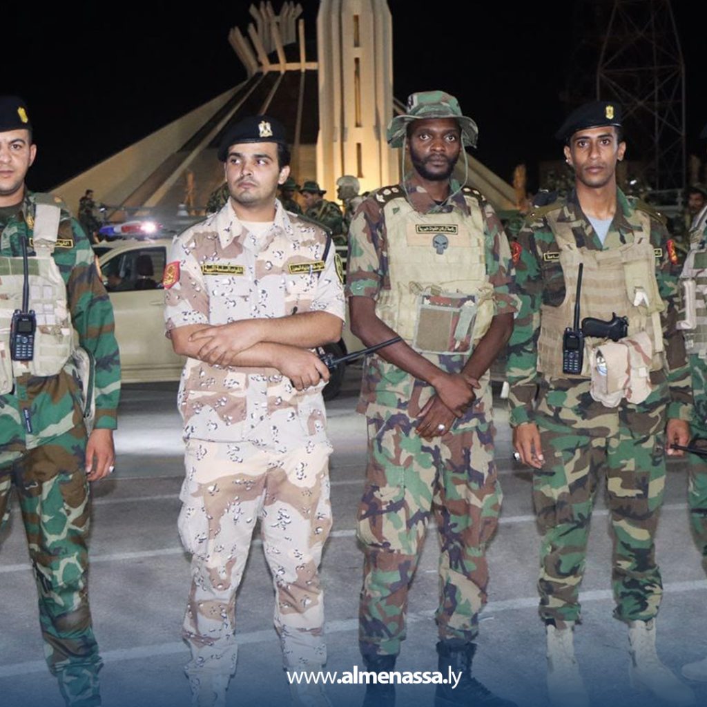 Extra17 4 بناء على تعليمات القائد العام .. قوات لواء طارق بن زياد تنفذ مسيراً ليلياً في سرت لتعزيز جاهزيتها الأمنية