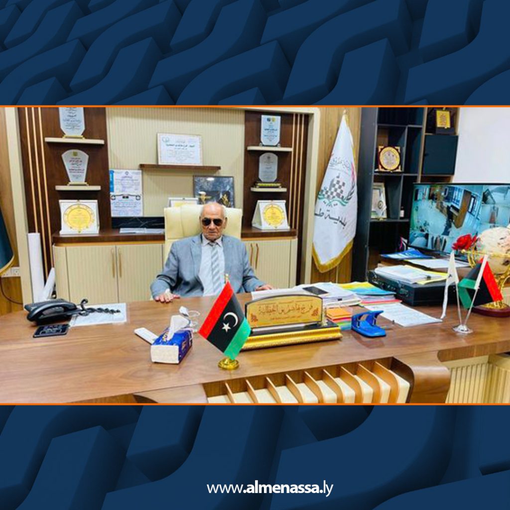Extra2 142 بو الخطابية يناقش مشاكل المدينة ويبحث إعمار معهد العلوم التقنية