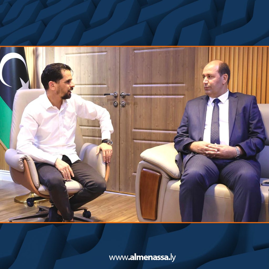 Extra2 360 وزير التعليم العالي والبحث العلمي يتابع اخر المستجدات وسير العمل بجامعة أبوصرة للعلوم الطبية