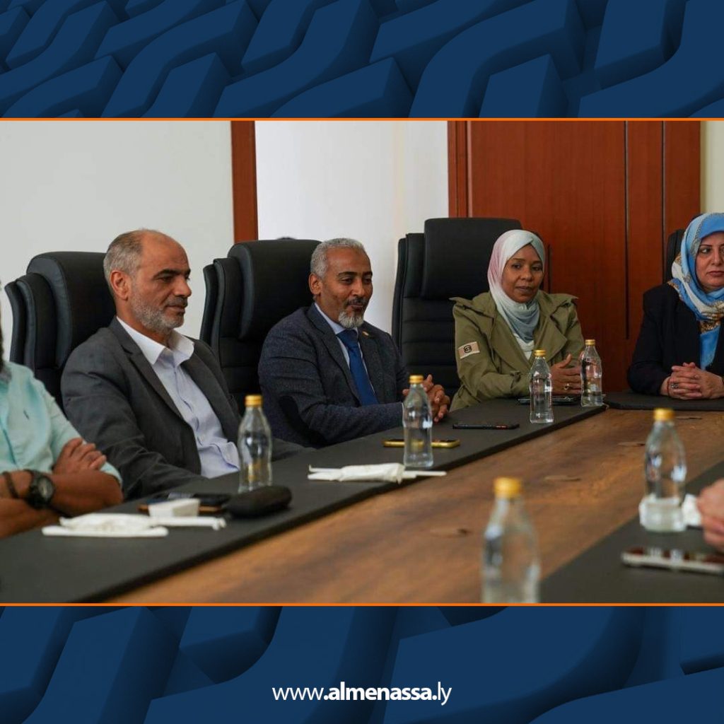 Extra2 535 تسليم قطع أراضي لجهات عامة في بنغازي