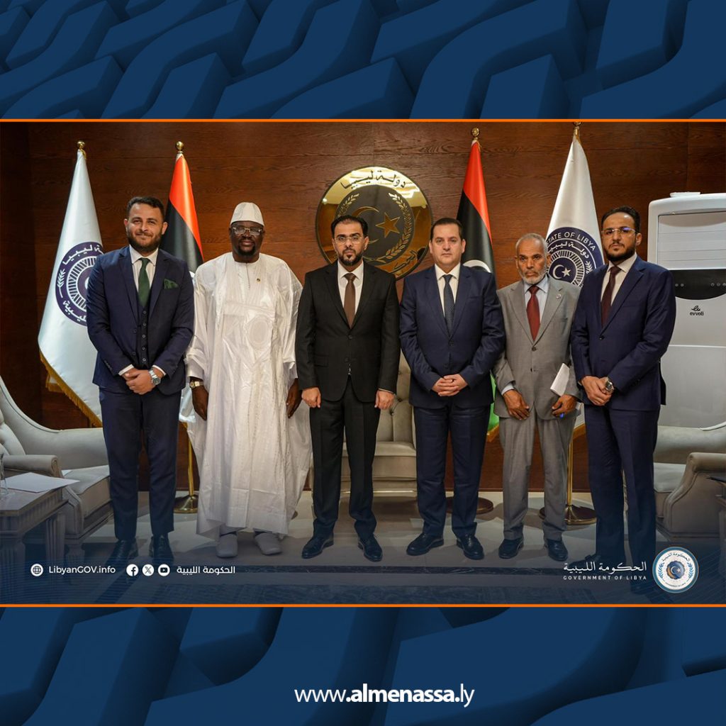 Extra3 11 حمّاد يستقبل المبعوث الخاص لرئيس جمهورية ليبيريا
