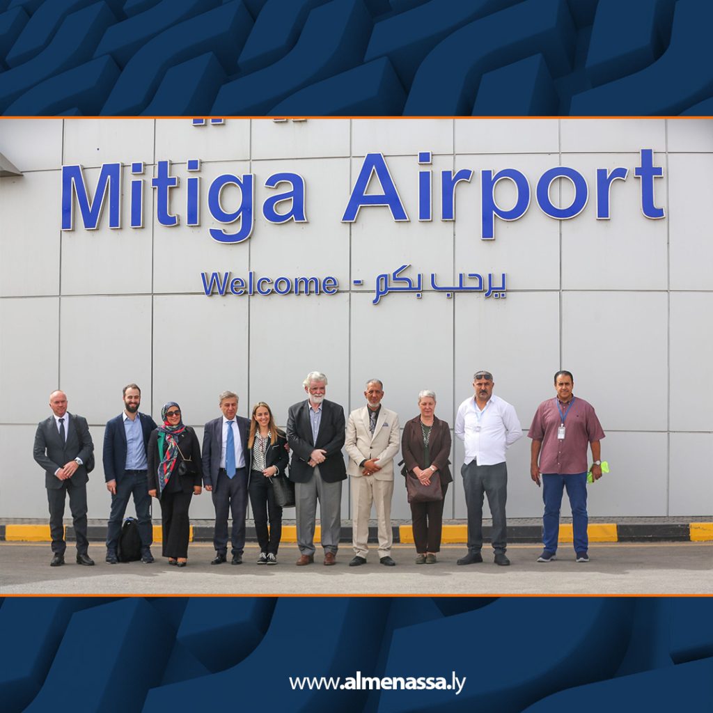 Extra3 120 بعثة مصلحة الطيران المدني الإيطالي تقوم بجولة بمطار معيتيقة الدولي بطرابلس