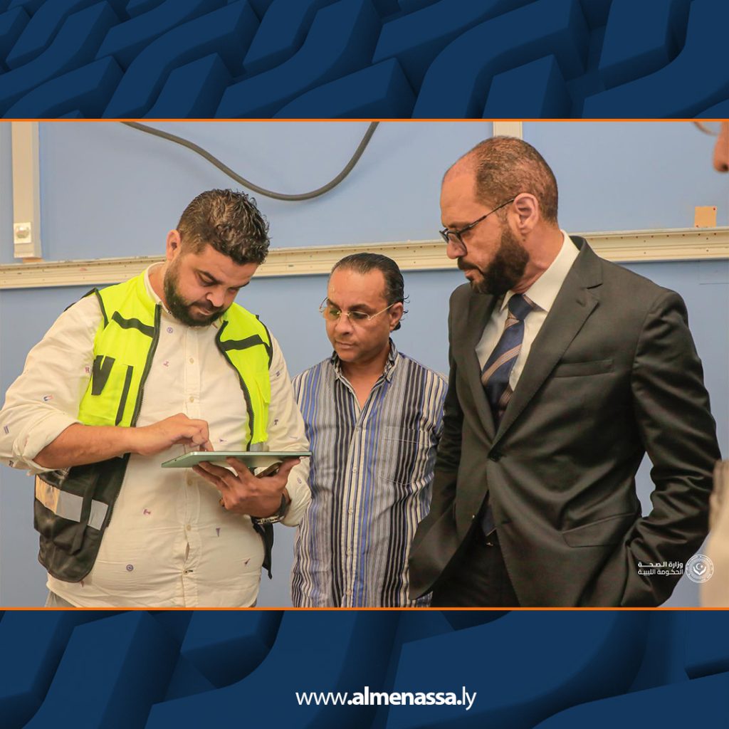 Extra3 123 وزير الصحة يتفقد مشروع إنشاء أول قسم لزراعة النخاع بمواصفات عالمية في ليبيا