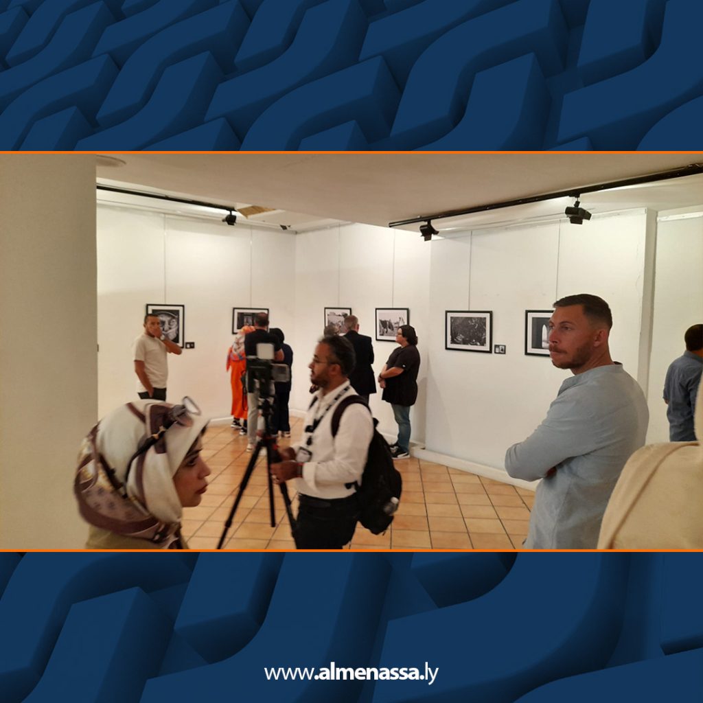 Extra3 385  اختتام معرض "أحادي" بدار الفنون بطرابلس