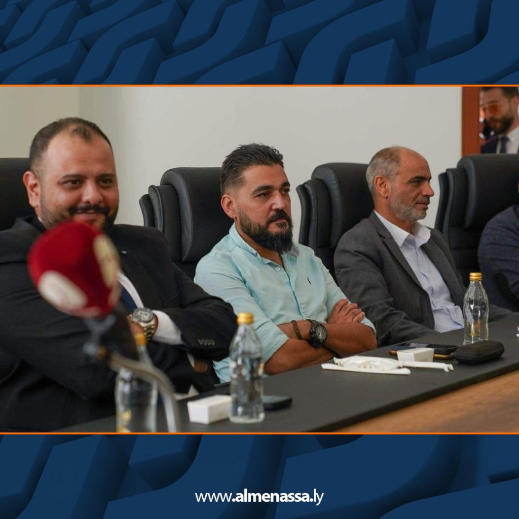 Extra3 400 تسليم قطع أراضي لجهات عامة في بنغازي