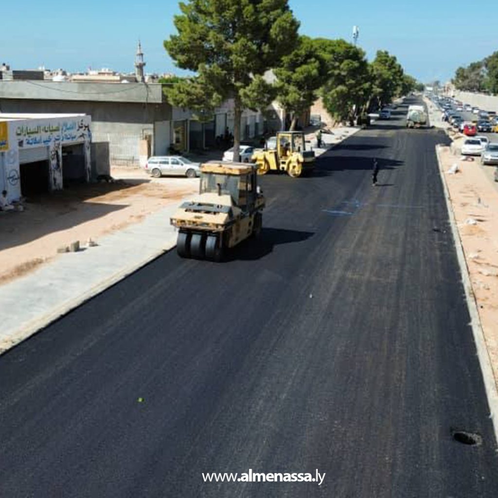 Extra3 80 بلدية أبو سليم: بدء المرحلة الأخيرة من تعبيد طريق الرابش وسوق الثلاثاء الجديد