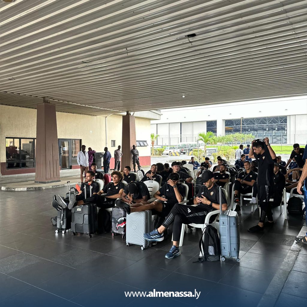 Extra4 103 السلطات النيجيرية عملت إجبارا على تفتيش حقائب بعثة المنتخب الوطني في رحلة العودة