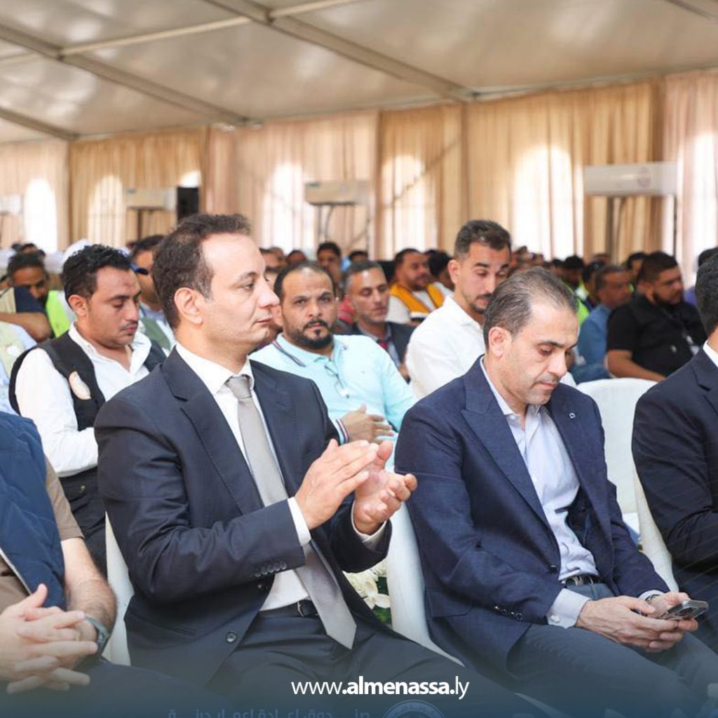 Extra4 171 المهندس بلقاسم حفتر يوقع أربعة عقود جديدة لإعادة تأهيل وتطوير الطرق العامة في مدينة درنة