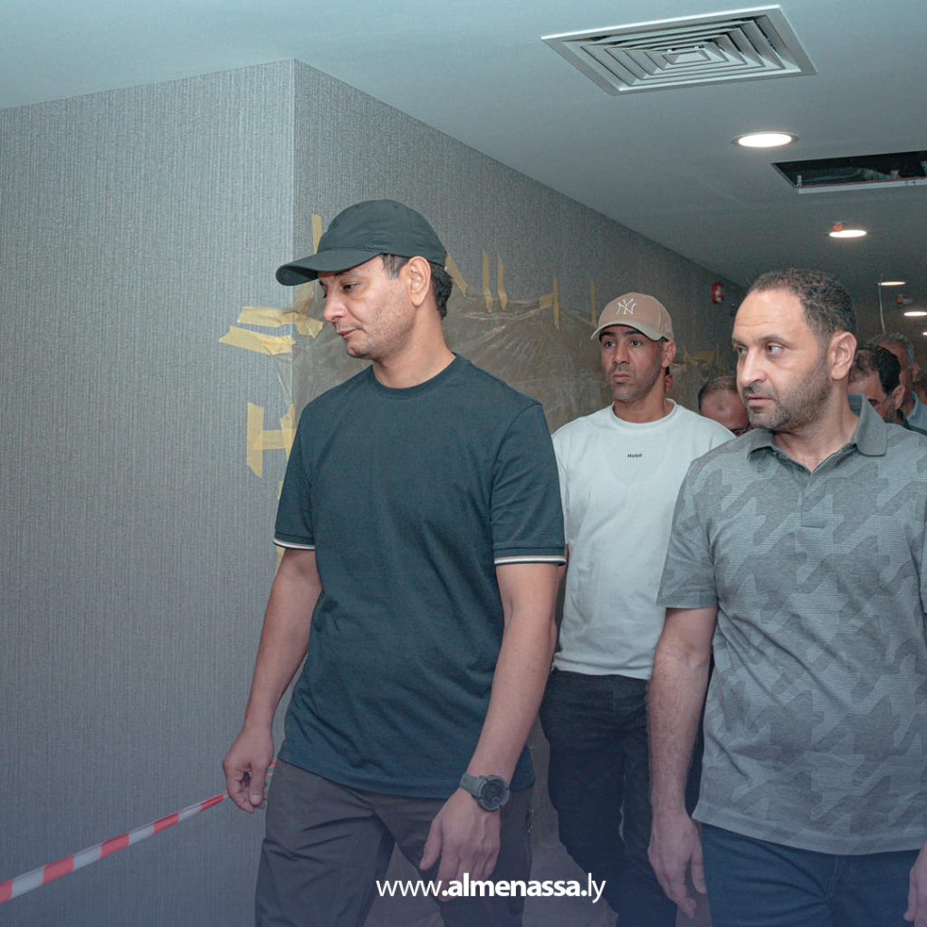 Extra4 18 بالقاسم حفتر يتفقد ملعب بنغازي الدولي برفقة رئيس الحكومة ورئيس جهاز الإمداد الطبي
