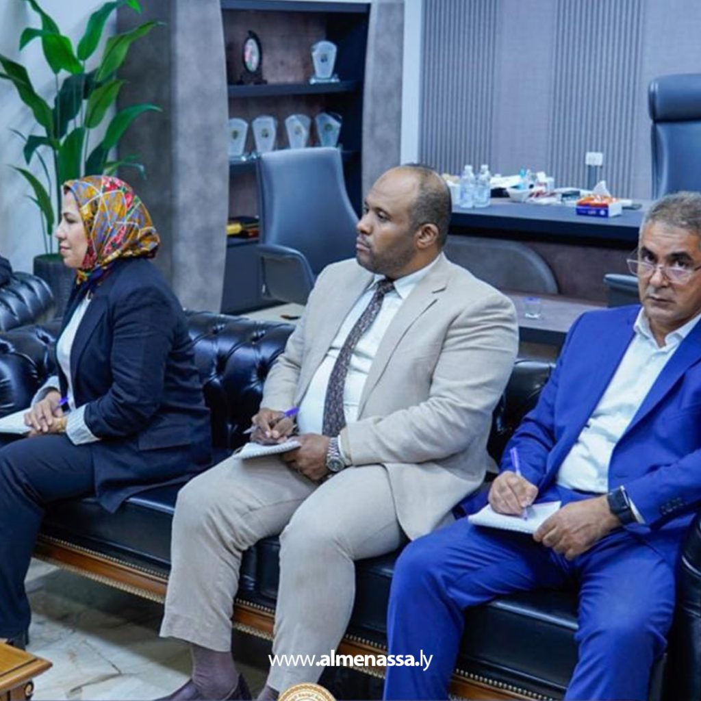 Extra4 281 التومي يستقبل سفير الاتحاد الأوروبي بديوان الوزارة بطرابلس