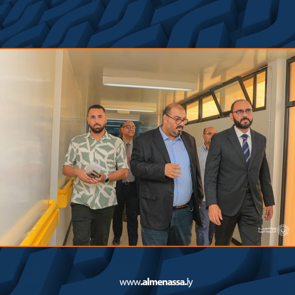 Extra5 42 وزير الصحة يتفقد مشروع إنشاء أول قسم لزراعة النخاع بمواصفات عالمية في ليبيا