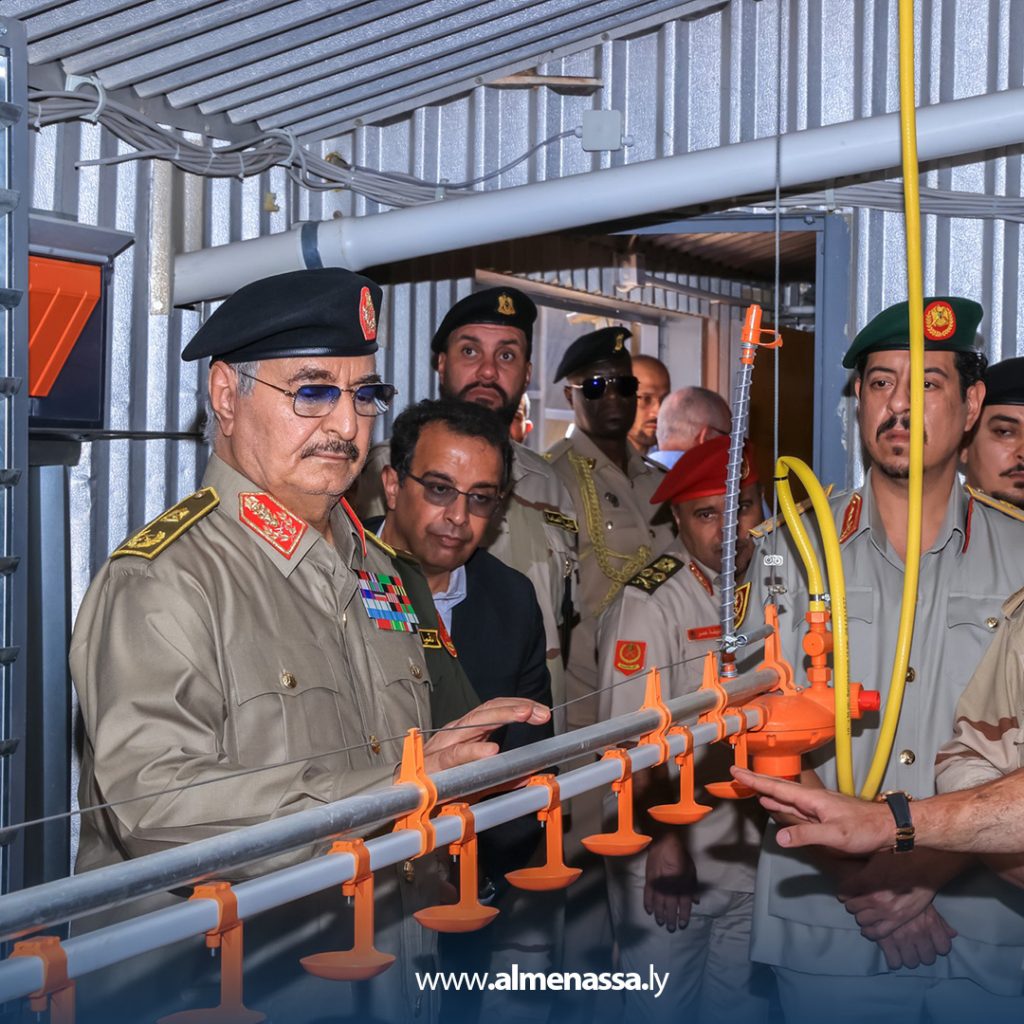 Extra5 59 القائد العام يتفقد مجمع غوط السلطان تأكيدا على أهمية المشاريع الوطنية في إعادة البناء والتنمية