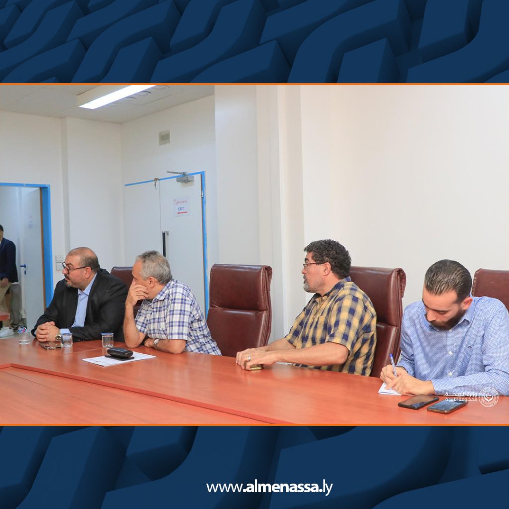 Extra6 29 وزير الصحة يتفقد مشروع إنشاء أول قسم لزراعة النخاع بمواصفات عالمية في ليبيا