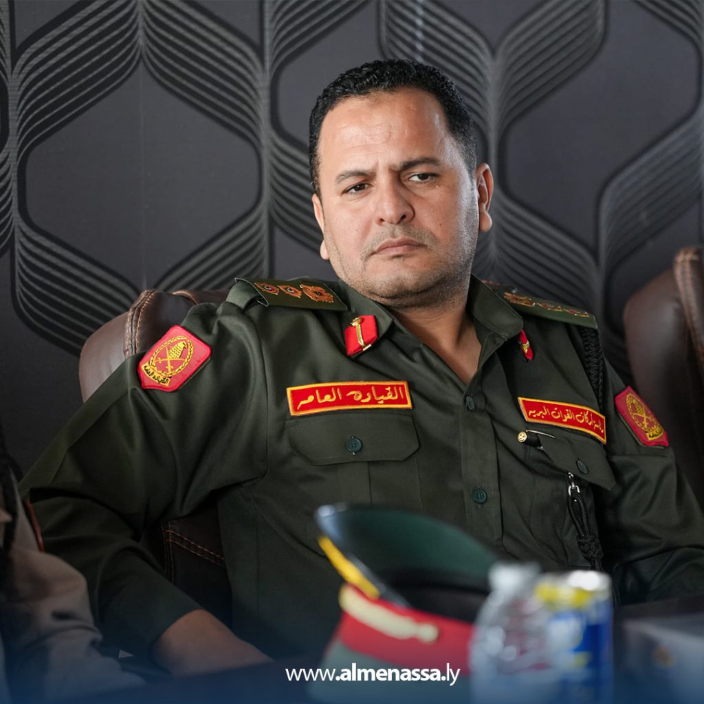 Extra7 70 تسلم واستلام القطاعات الدفاعية في المنطقة العسكرية بنغازي وفقًا لقرار القائد العام