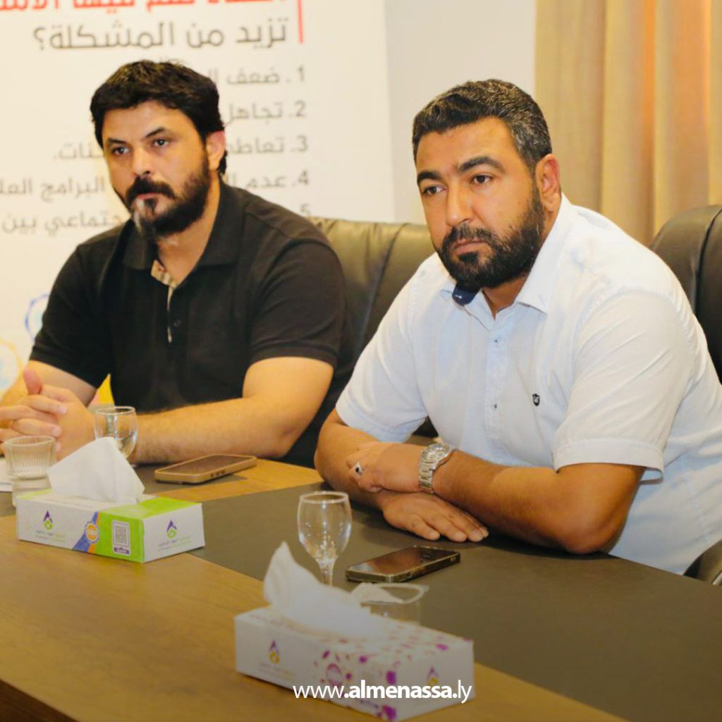 02 12 لقاء عمل في بنغازي لمتابعة تنظيم تداول وتوريد الأدوية المخدرة  
