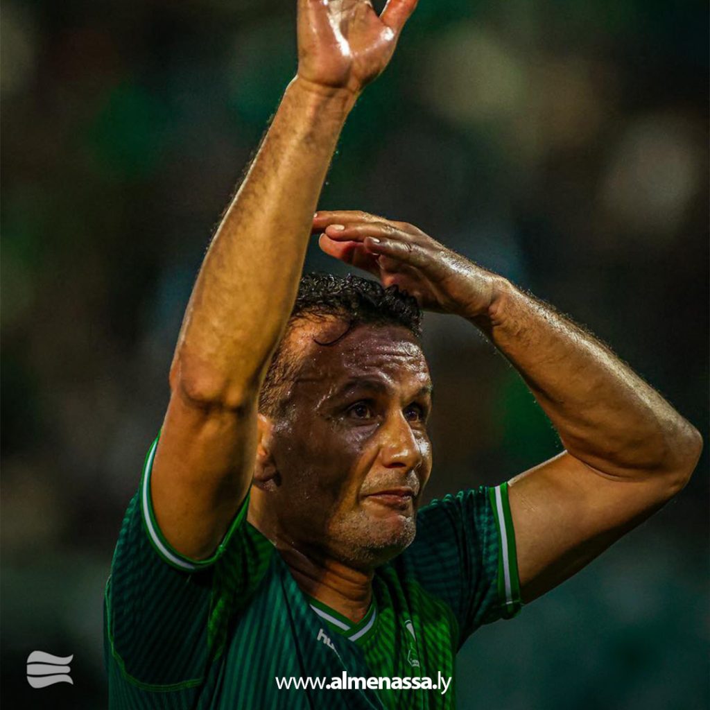 02 54 كمونة يودع الملاعب في مشاهد مؤثرة بمهرجان اعتزاله