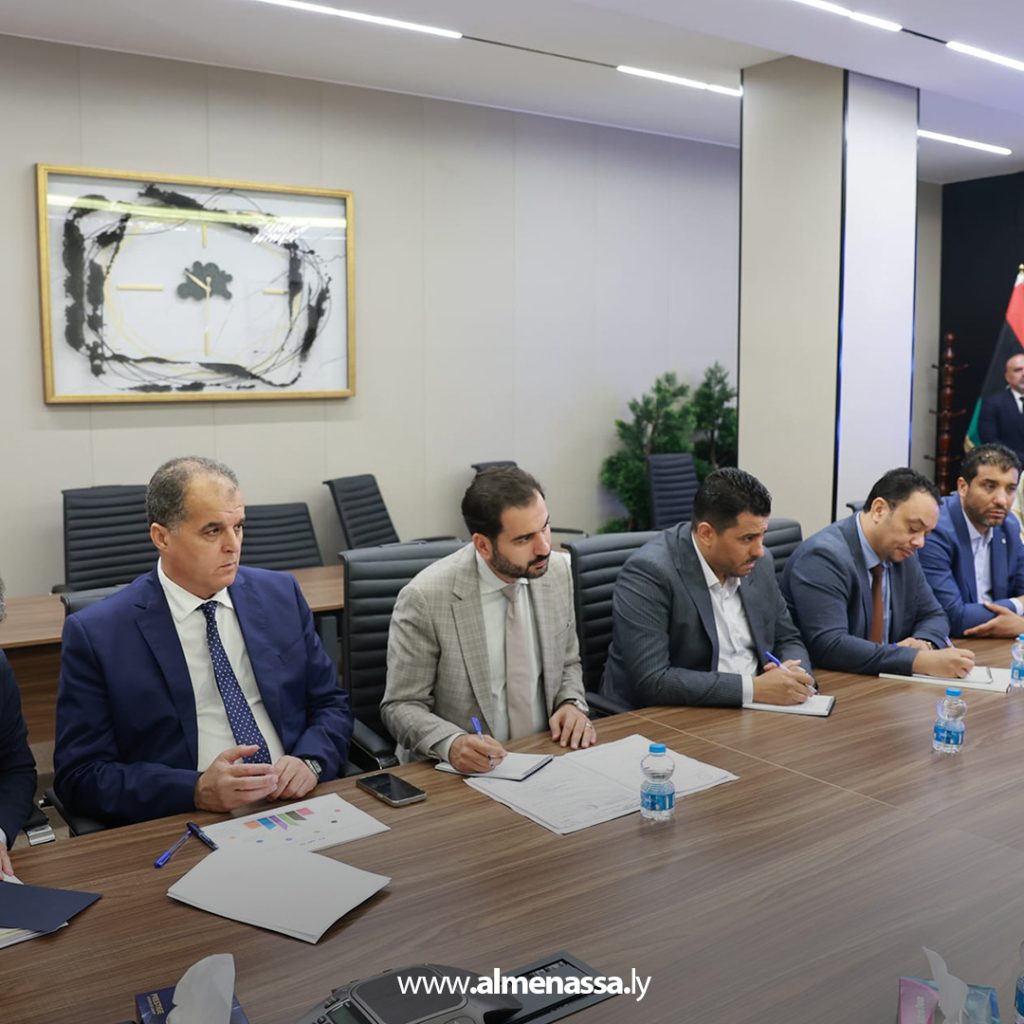 09 1 الدبيبة يتابع تجهيز مركز الأمراض السارية والمناعة ببنغازي ويقرر زيادة المنحة الشهرية للمصابين