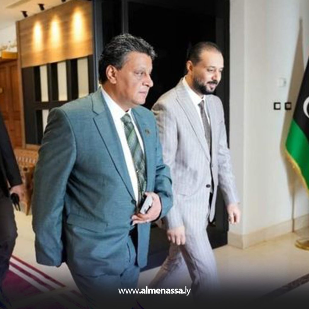 Extra 162 وزارة العدل تبحث مع مجلس الوزراء تعزيز التعاون بين السلطتين التنفيذية والقضائية